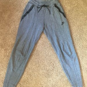 Nike joggers